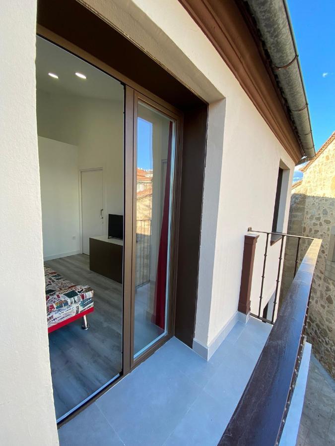 Apartamentos San Martin Plasencia Exterior photo